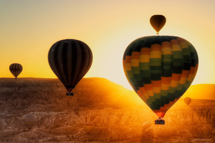 Dove viaggiare a 60 anni? Scopri i viaggi culturali organizzati perfetti per te